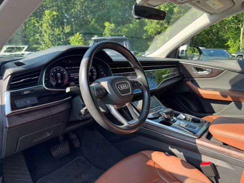 Used 2019 Audi Q8 Premium w/ Convenience Package AWD/4WD image 20