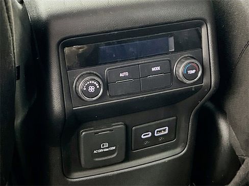 Used 2023 GMC Acadia SLE w/ Driver Convenience Package image 34