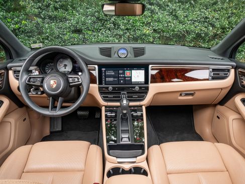 Used 2024 Porsche Macan S image 24