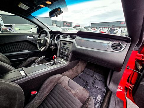 Used 2013 Ford Mustang Boss 302 w/ Boss 302 Accessory Pkg image 12