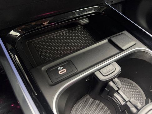 Used 2024 Mercedes-Benz EQB 250+ image 64