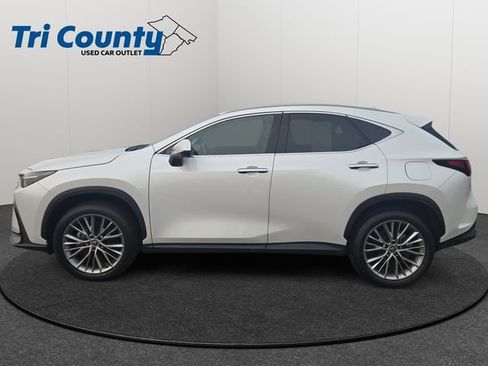 Used 2024 Lexus NX 350 AWD w/ Luxury Package image 5