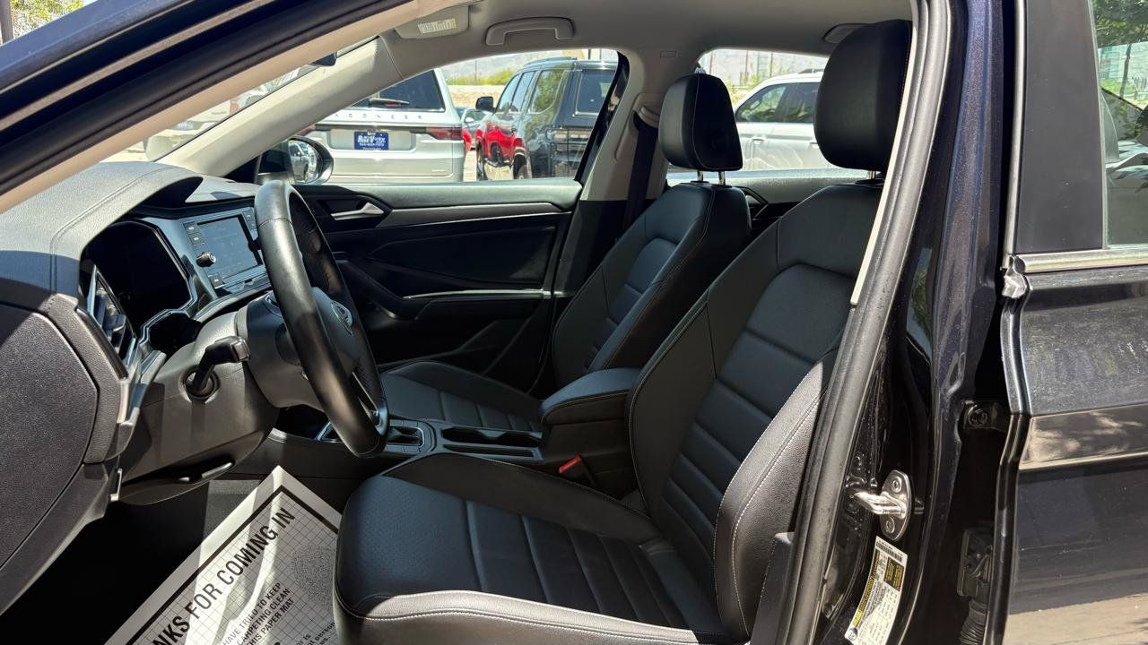Used 2024 Volkswagen Jetta SE FWD image 22
