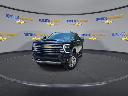 New 2026 Chevrolet Silverado 2500 High Country w/ Z71 Off-Road Package AWD/4WD image 7