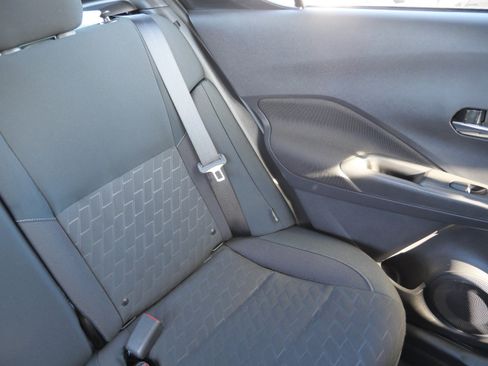 Used 2024 Nissan Kicks SV image 14