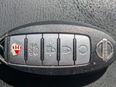 Used 2022 Nissan Maxima Platinum w/ Sport Mat Group FWD image 33