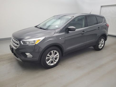 Used 2019 Ford Escape SE AWD/4WD image 2