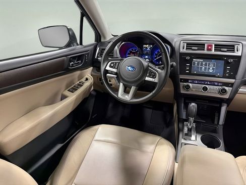 Used 2017 Subaru Outback 2.5i Limited image 29