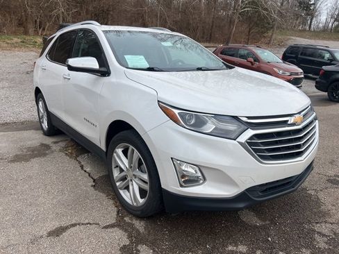 Used 2021 Chevrolet Equinox Premier image 2