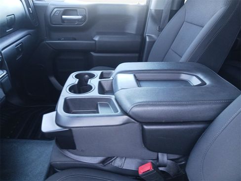 Used 2022 Chevrolet Silverado 1500 W/T w/ WT Value Package image 11