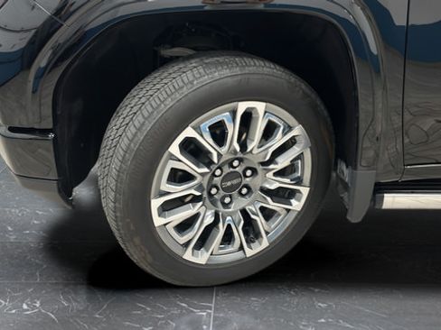 Used 2025 GMC Sierra 1500 Denali Ultimate AWD/4WD image 38