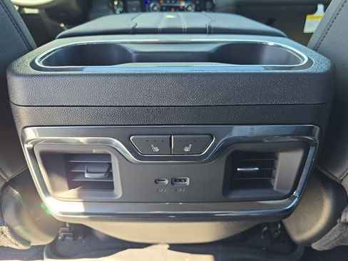 New 2026 Chevrolet Silverado 1500 High Country AWD/4WD image 22