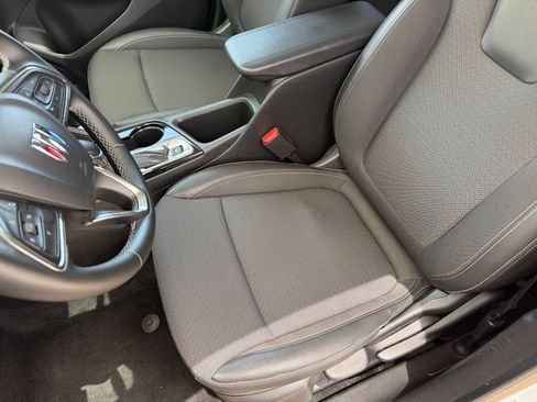 Used 2025 Buick Encore GX Preferred FWD image 36
