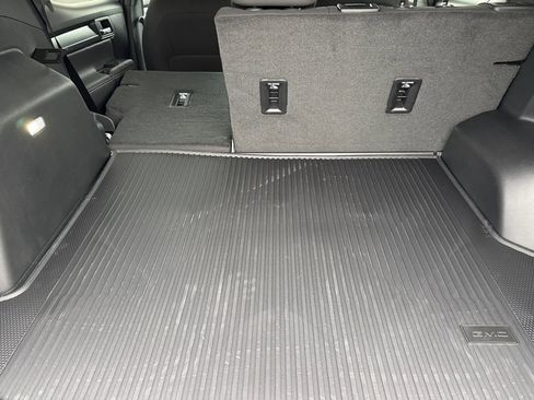 New 2026 GMC Terrain Elevation w/ LPO, Floor Liner Package image 16