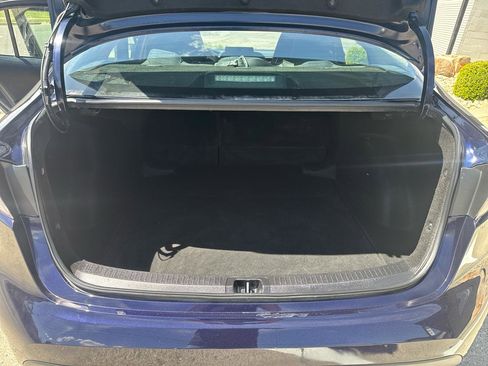 Used 2022 Toyota Corolla LE FWD image 21