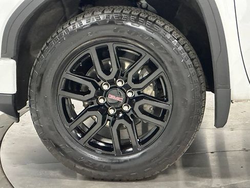 Used 2026 GMC Sierra 1500 Elevation w/ Preferred Package AWD/4WD image 36