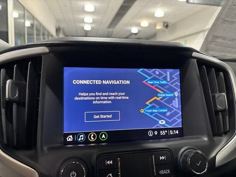 Used 2022 GMC Terrain SLT w/ Infotainment Package II FWD image 28