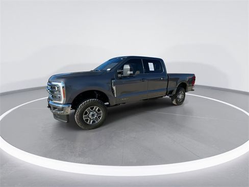Certified 2023 Ford F250 Lariat w/ Tow Technology Package image 5