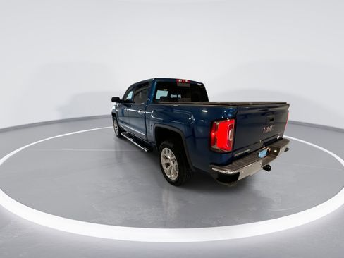 Used 2018 GMC Sierra 1500 SLT w/ SLT Premium Package image 6