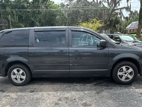 Used 2012 Dodge Grand Caravan SE FWD image 4
