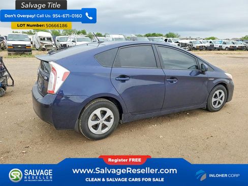Used 2013 Toyota Prius Four FWD image 4