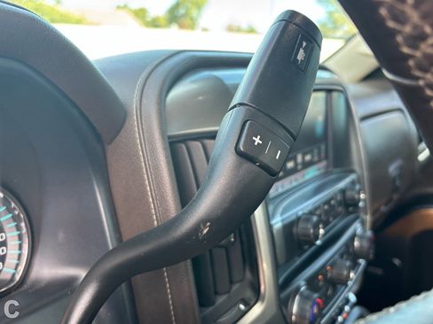 Used 2018 Chevrolet Silverado 3500 LTZ w/ Duramax Plus Package image 18