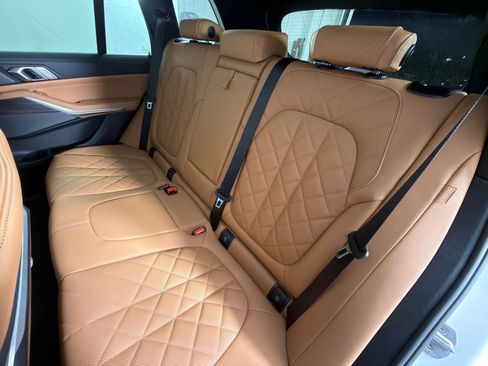 Used 2026 BMW X5 sDrive40i w/ Premium Package RWD image 12