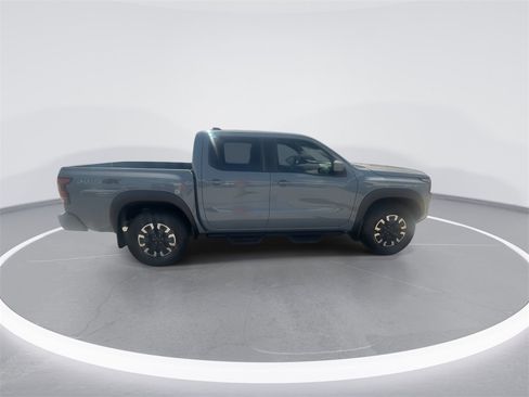 Used 2024 Nissan Frontier PRO-4X w/ Technology Package image 6