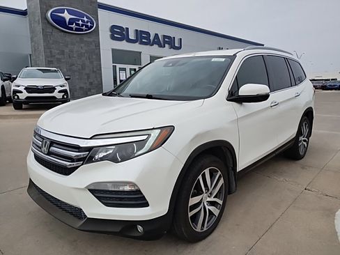 Used 2016 Honda Pilot Elite image 2