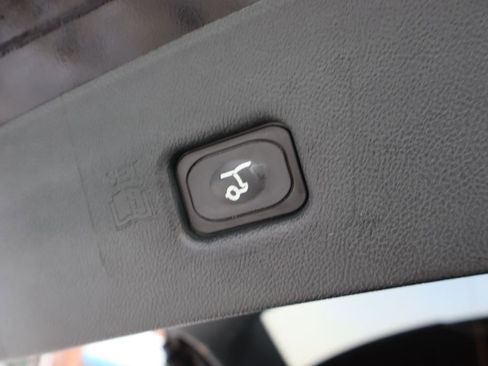 Used 2021 Lincoln Nautilus Reserve w/ Monochromatic Package image 36