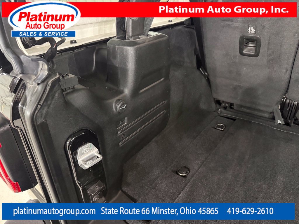 Used 2021 Jeep Wrangler Unlimited Rubicon w/ Dual Top Group AWD/4WD image 33