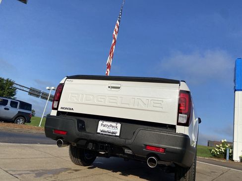 New 2026 Honda Ridgeline RTL image 18