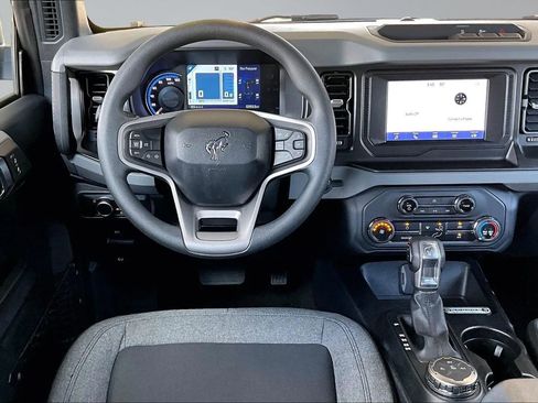 Used 2021 Ford Bronco 4-Door image 8