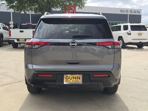 New 2026 Nissan Pathfinder SV FWD image 4