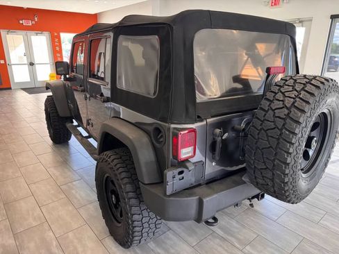 Used 2017 Jeep Wrangler Unlimited Sport w/ Quick Order Package 24S AWD/4WD image 15
