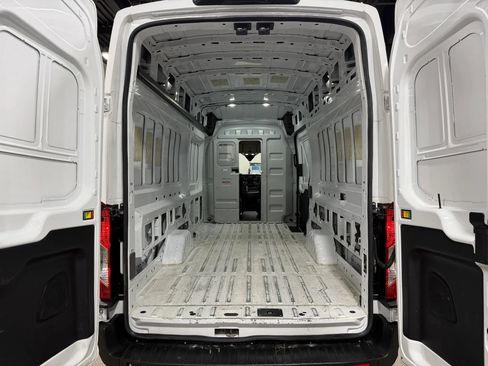 Used 2023 Ford Transit 250 148 High Roof Extended RWD image 21