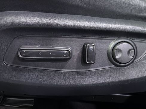 Used 2023 Honda CR-V EX-L image 27