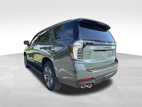 Used 2025 Chevrolet Tahoe Z71 w/ Comfort Package AWD/4WD image 9