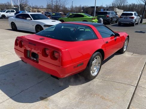 Used 1993 Chevrolet Corvette Coupe image 3