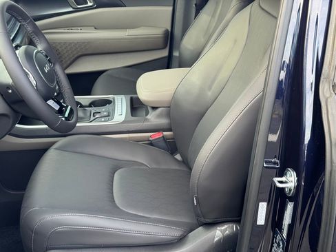 New 2026 Kia Carnival image 11