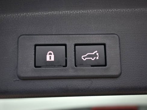 Used 2025 Subaru Ascent Premium image 40