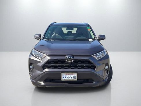 Used 2020 Toyota RAV4 XLE w/ Carpet Mat Package FWD image 2