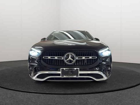 Used 2025 Mercedes-Benz GLA 250 4MATIC image 2