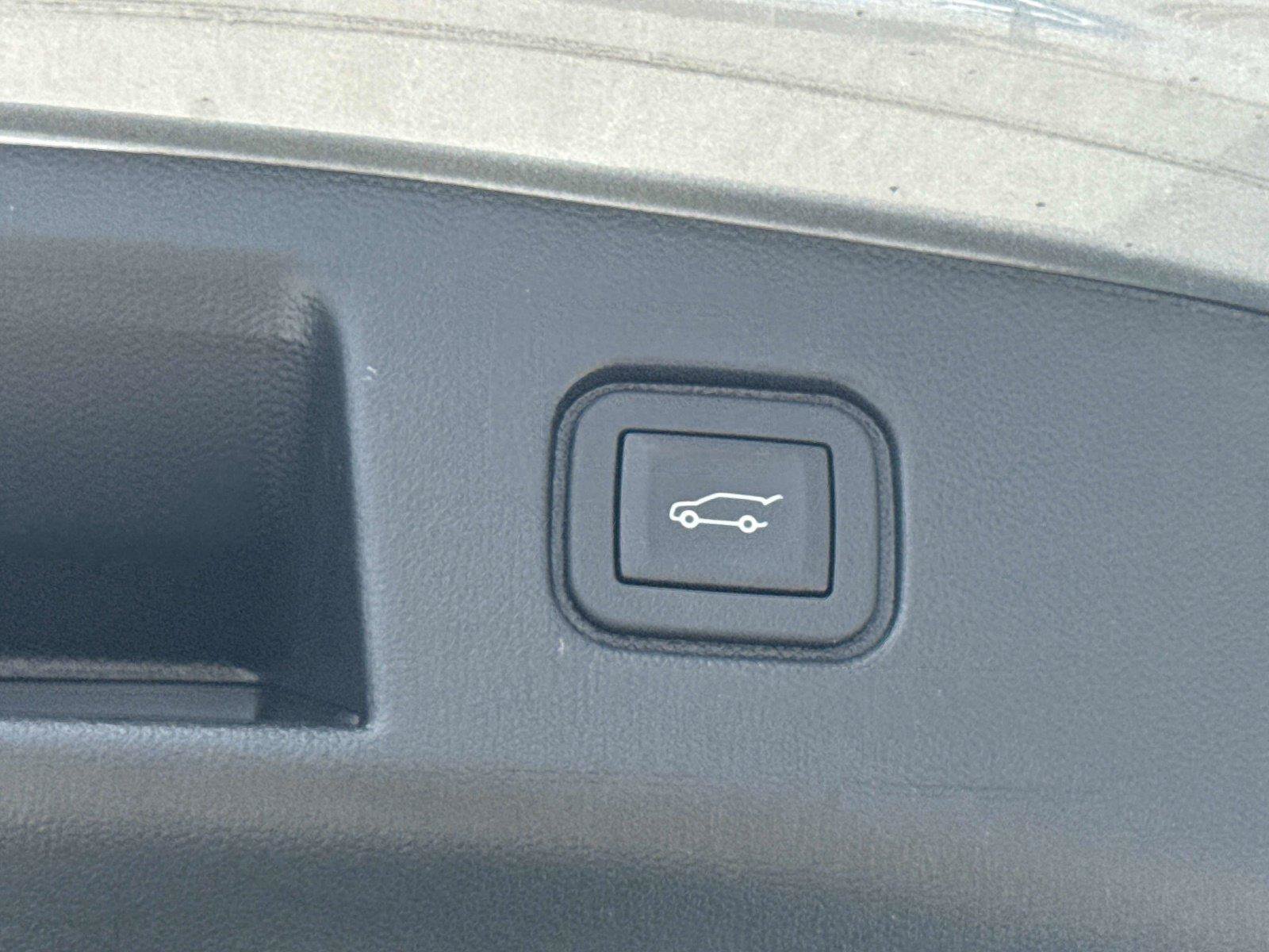 Certified 2024 Honda Prologue Touring image 13