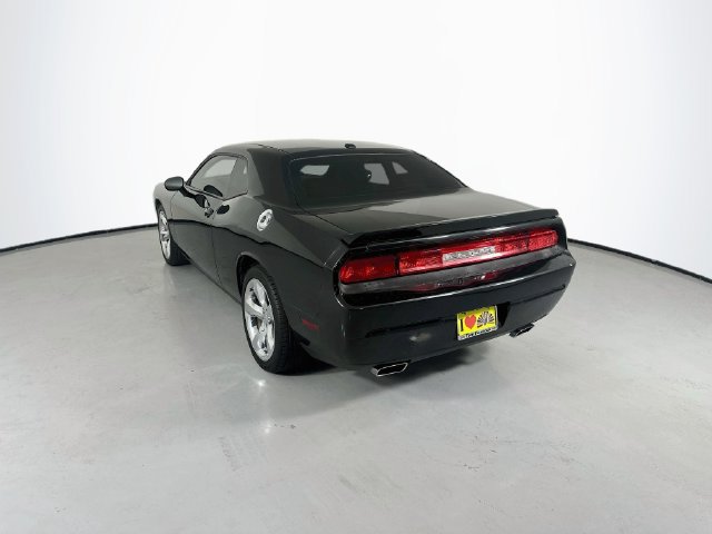 Used 2014 Dodge Challenger R/T Plus RWD image 6