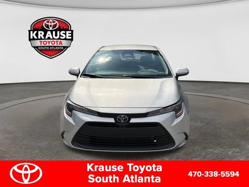 Used 2026 Toyota Corolla LE FWD image 2