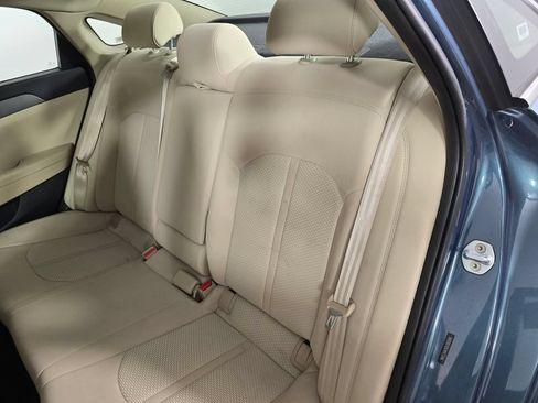 Used 2016 Hyundai Sonata SE FWD image 17