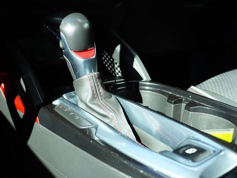 Used 2022 Chevrolet TrailBlazer RS image 50