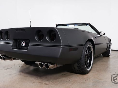 Used 1987 Chevrolet Corvette Convertible image 8