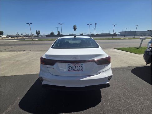 Used 2023 Kia Forte LXS FWD image 6